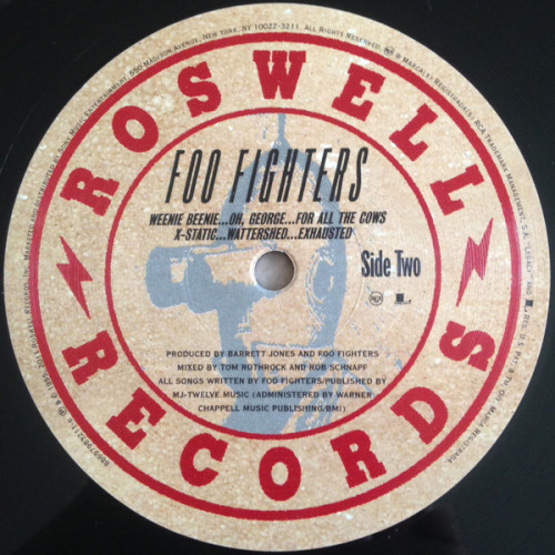 FOO FIGHTERS - FOO FIGHTERS 2011 (88697983211RE1) LEGACY/EU MINT FOO FIGHTERS - FOO FIGHTERS 2011 (88697983211RE1) LEGACY/EU MINT