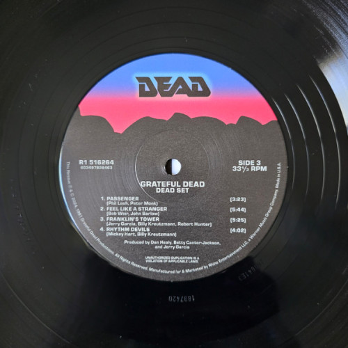 GRATEFUL DEAD - DEAD SET 2 LP Set 1981/2024 (R1 516264) RHINO RECORDS/EU MINT GRATEFUL DEAD - DEAD SET 2 LP Set 1981/2024 (R1 516264) RHINO RECORDS/EU MINT