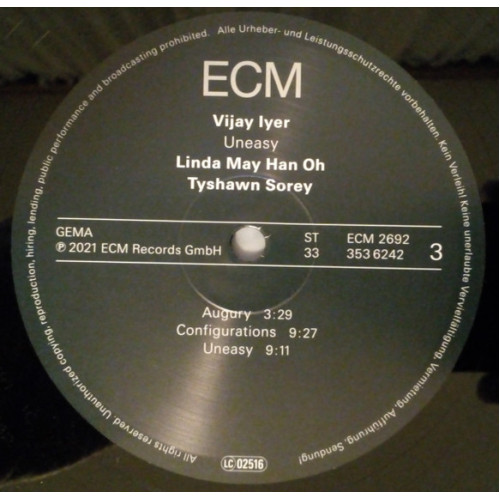 VIJAY IYER, LINDA MAY HAN OH, TYSHAWN SOREY - UNEASY 2 LP Set 2021 (ECM 2692) ECM RECORDS/EU MINT VIJAY IYER, LINDA MAY HAN OH, TYSHAWN SOREY - UNEASY 2 LP Set 2021 (ECM 2692) ECM RECORDS/EU MINT