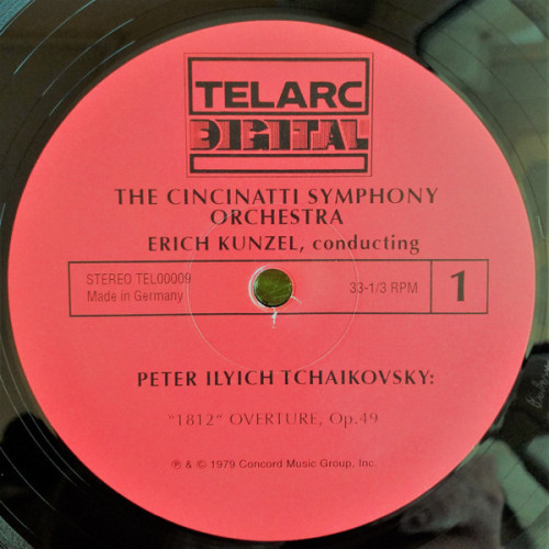 TCHAIKOVSKY - CINCINNATI SYMPHONY ORCHESTRA, ERICH KUNZEL - 1812 2018 (TEL00009) TELARC/USA MINT TCHAIKOVSKY - CINCINNATI SYMPHONY ORCHESTRA, ERICH KUNZEL - 1812 2018 (TEL00009) TELARC/USA MINT