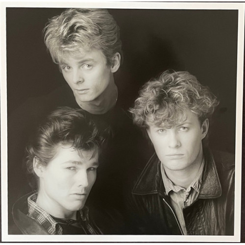 A-HA - HUNTING HIGH AND LOW 2025 (RCV1 727373, LTD. Crystal Clear) WARNER/EU MINT A-HA - HUNTING HIGH AND LOW 2025 (RCV1 727373, LTD. Crystal Clear) WARNER/EU MINT