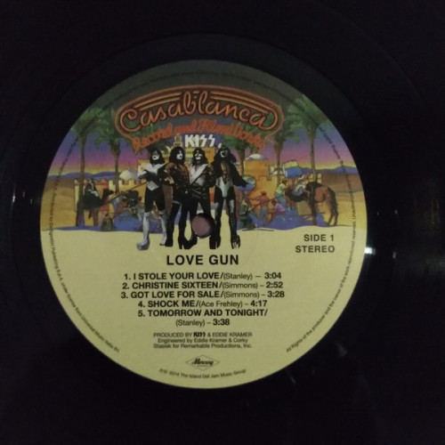 KISS - LOVE GUN 1977/2021 (With cardboard KISS - LOVE GUN 1977/2021 (With cardboard