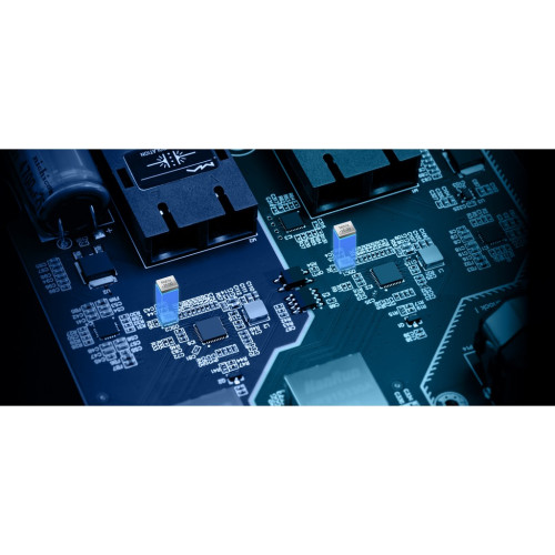 Мережевий ізолятор аудіофільського класу Matrix Audio SI-1 Мережевий ізолятор аудіофільського класу Matrix Audio SI-1