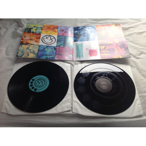 BLINK-182 - BLINK-182 2003/2022 (0602557005202) GEFFEN/EU MINT BLINK-182 - BLINK-182 2003/2022 (0602557005202) GEFFEN/EU MINT