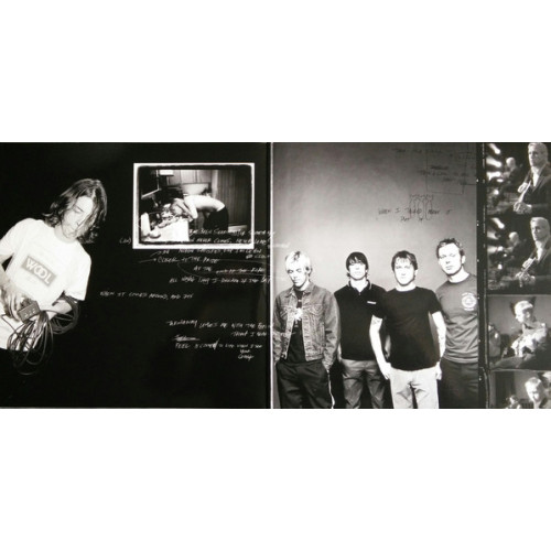 FOO FIGHTERS - GREATEST HITS 2009/2011 2 LP SET (0886973692110) RCA/SONY/EU MINT FOO FIGHTERS - GREATEST HITS 2009/2011 2 LP SET (0886973692110) RCA/SONY/EU MINT