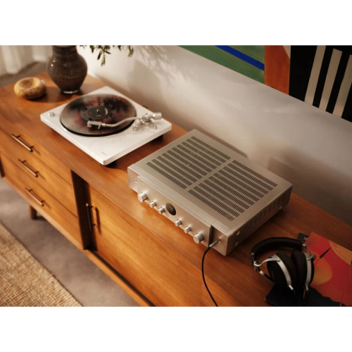 Інтегрований стереопідсилювач Marantz MODEL 70 Інтегрований стереопідсилювач Marantz MODEL 70